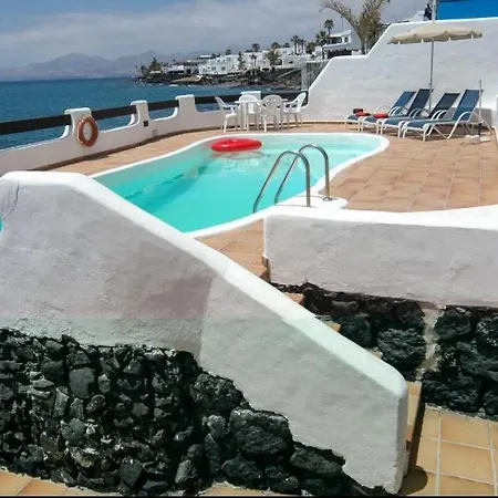 La Mar Deluxe - A Lovely 3 Bedroom - Magnificent Sea Views - Great Location Puerto del Carmen (Lanzarote)